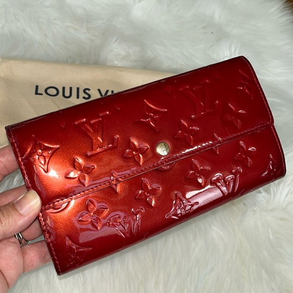 LV Louis Vuitton Cherry Red Vernis Long Wallet with LV Dust Bag - Picture 3 of 17